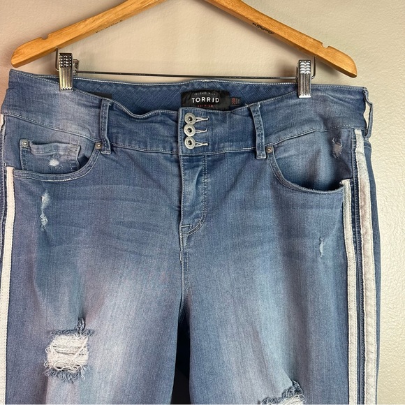 Torrid Side Stripe Jegging Premium Stretch Light Wash Jeans Sz20R - Picture 5 of 11